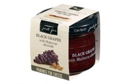A fresh, sweet conserve made with black grapes and the crunchy texture of sliced Mallorcan almonds. This condiment is a perfect match for soft and washed rind cheeses. Try it with Mahon or Ojos de Guadiana Manchego